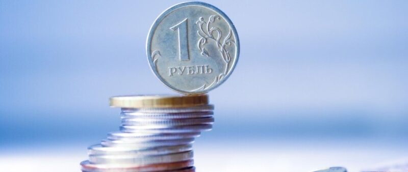 Депутаты предложили повысить МРОТ до 20 тысяч рублей
