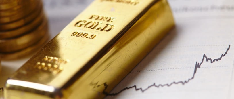 Инвесторы предпочитают золото валюте